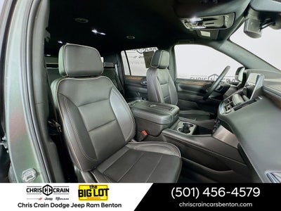 2023 Chevrolet Suburban 4WD Premier