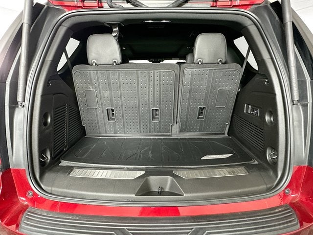 2023 Chevrolet Tahoe 4WD High Country