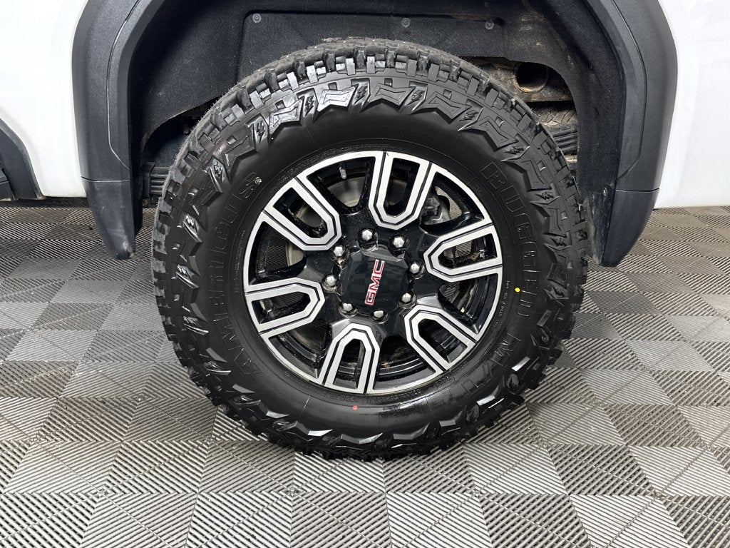 2022 GMC Sierra 2500HD 4WD Crew Cab Standard Bed AT4