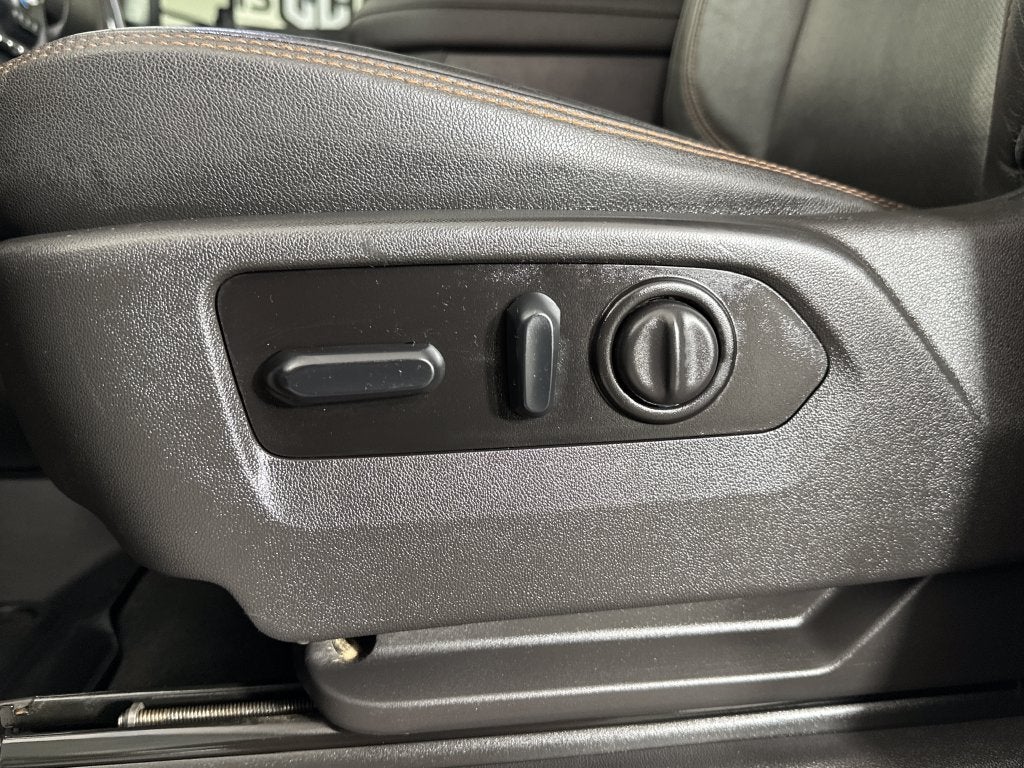 2022 GMC Sierra 2500HD 4WD Crew Cab Standard Bed AT4