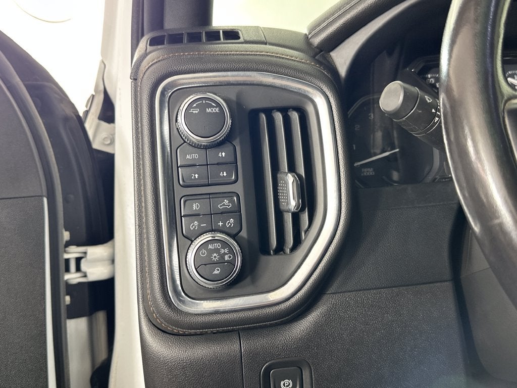 2022 GMC Sierra 2500HD 4WD Crew Cab Standard Bed AT4