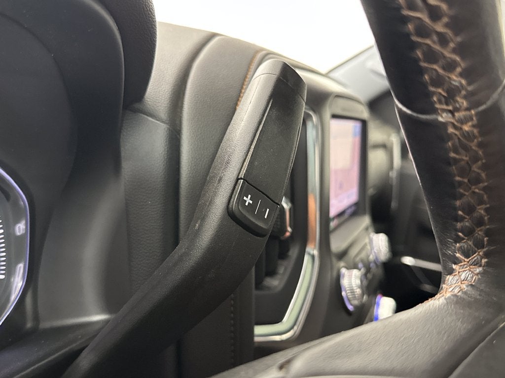 2022 GMC Sierra 2500HD 4WD Crew Cab Standard Bed AT4