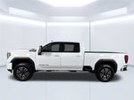 2022 GMC Sierra 2500HD 4WD Crew Cab Standard Bed AT4