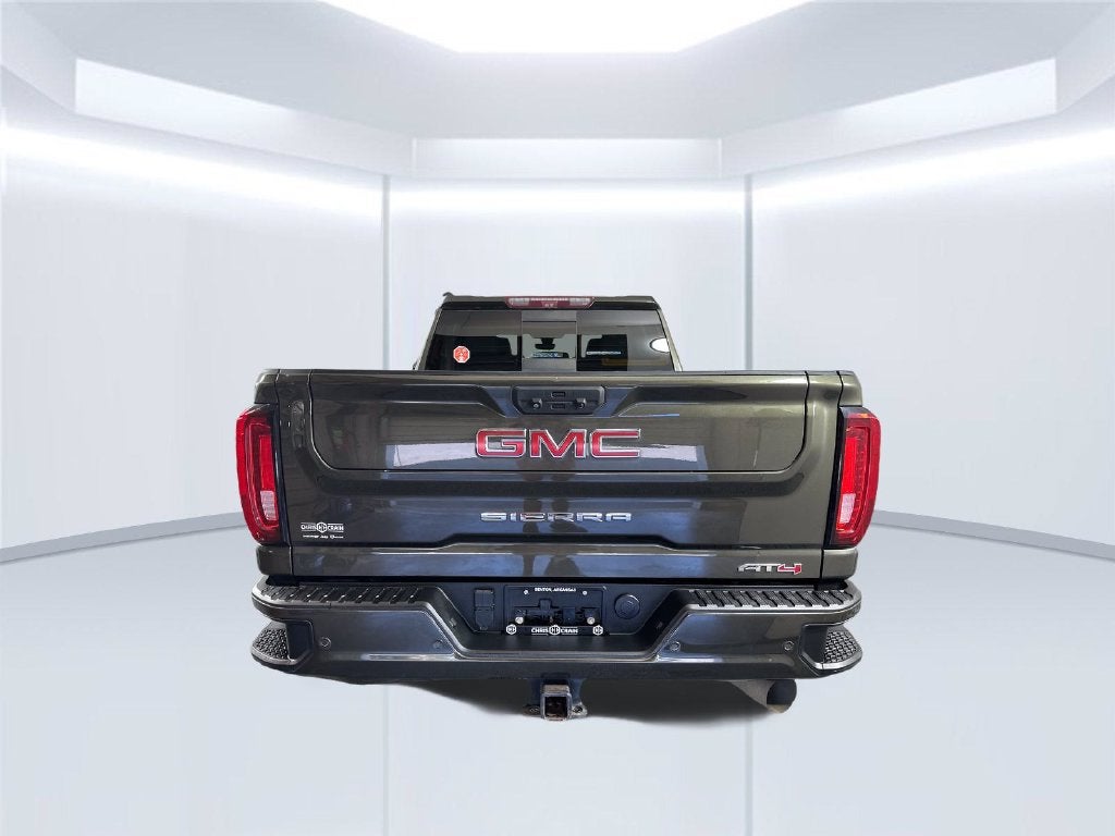 2022 GMC Sierra 2500HD 4WD Crew Cab Standard Bed AT4