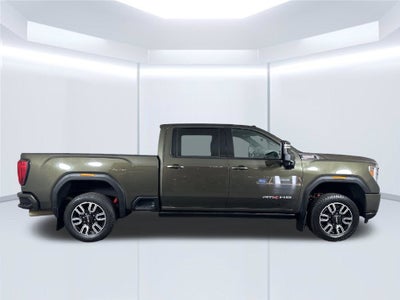 2022 GMC Sierra 2500HD 4WD Crew Cab Standard Bed AT4