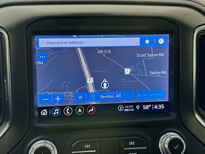 2022 GMC Sierra 1500 Limited 4WD Crew Cab Short Box AT4