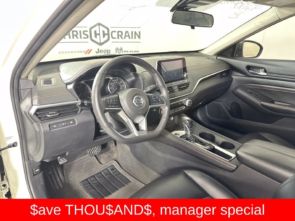 2022 Nissan Altima SR FWD