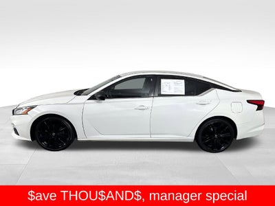 2022 Nissan Altima SR FWD
