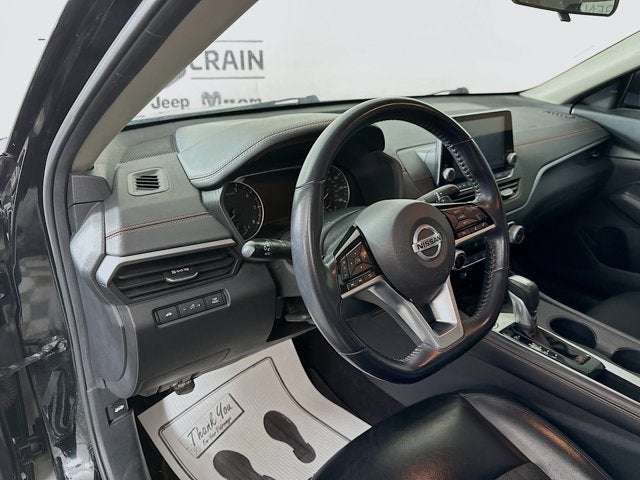 2021 Nissan Altima SR FWD