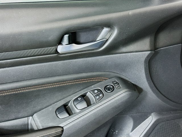 2021 Nissan Altima SR FWD