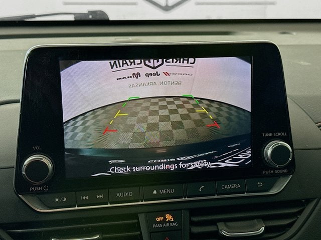 2021 Nissan Altima SR FWD