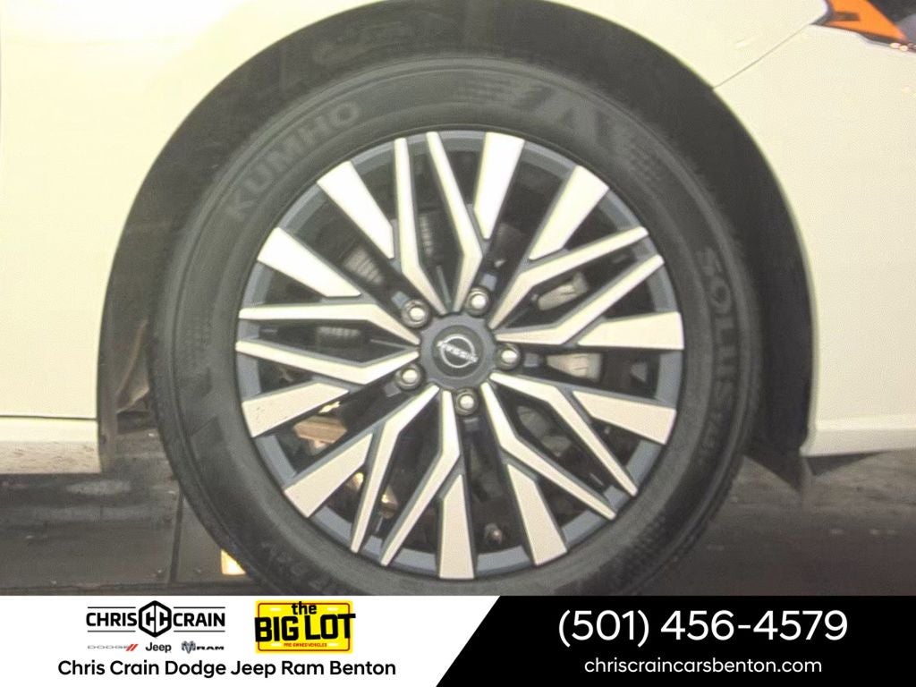 2025 Nissan Altima SV FWD