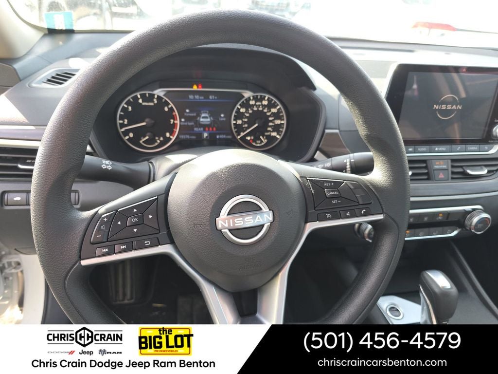 2025 Nissan Altima SV FWD