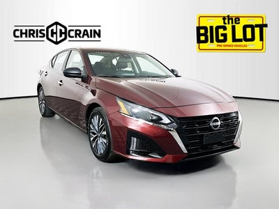 2025 Nissan Altima SV FWD