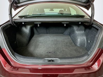 2025 Nissan Altima SV FWD