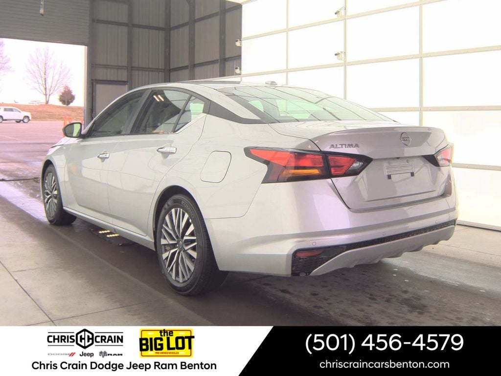 2025 Nissan Altima 2.5 SV