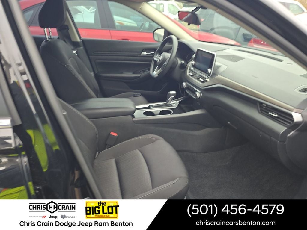 2024 Nissan Altima SV FWD