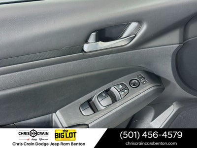 2024 Nissan Altima SV FWD