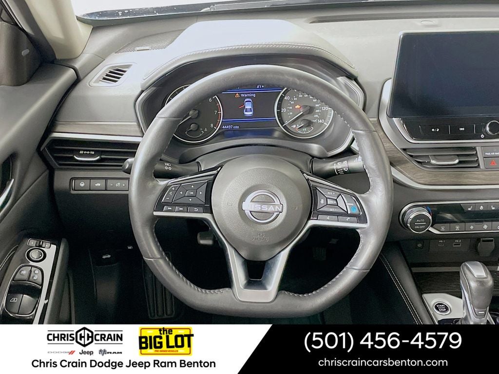 2023 Nissan Altima SL FWD