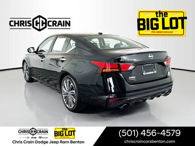 2023 Nissan Altima SL FWD