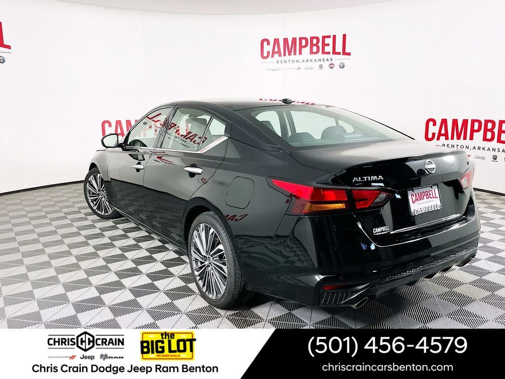 2023 Nissan Altima SL FWD
