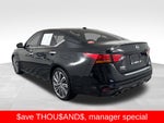 2023 Nissan Altima SL FWD