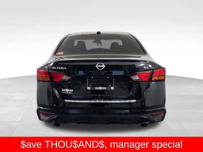 2023 Nissan Altima SL FWD