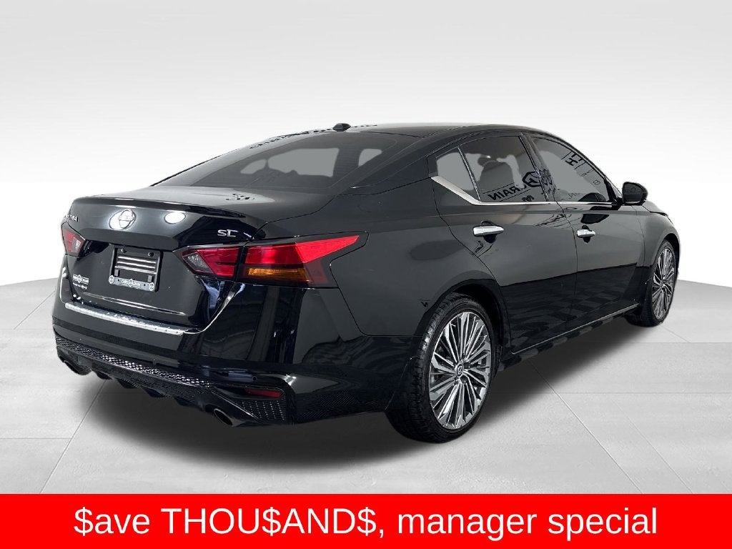 2023 Nissan Altima SL FWD
