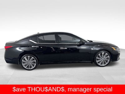 2023 Nissan Altima SL FWD