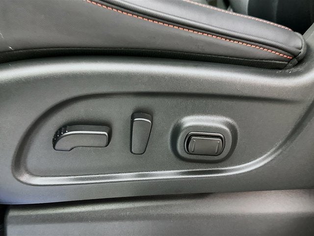 2024 Nissan TITAN Crew Cab PRO-4X 4x4