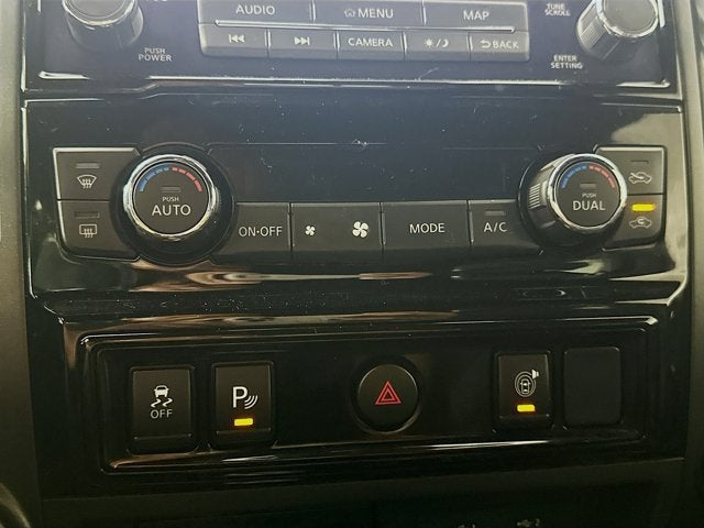 2024 Nissan TITAN Crew Cab PRO-4X 4x4