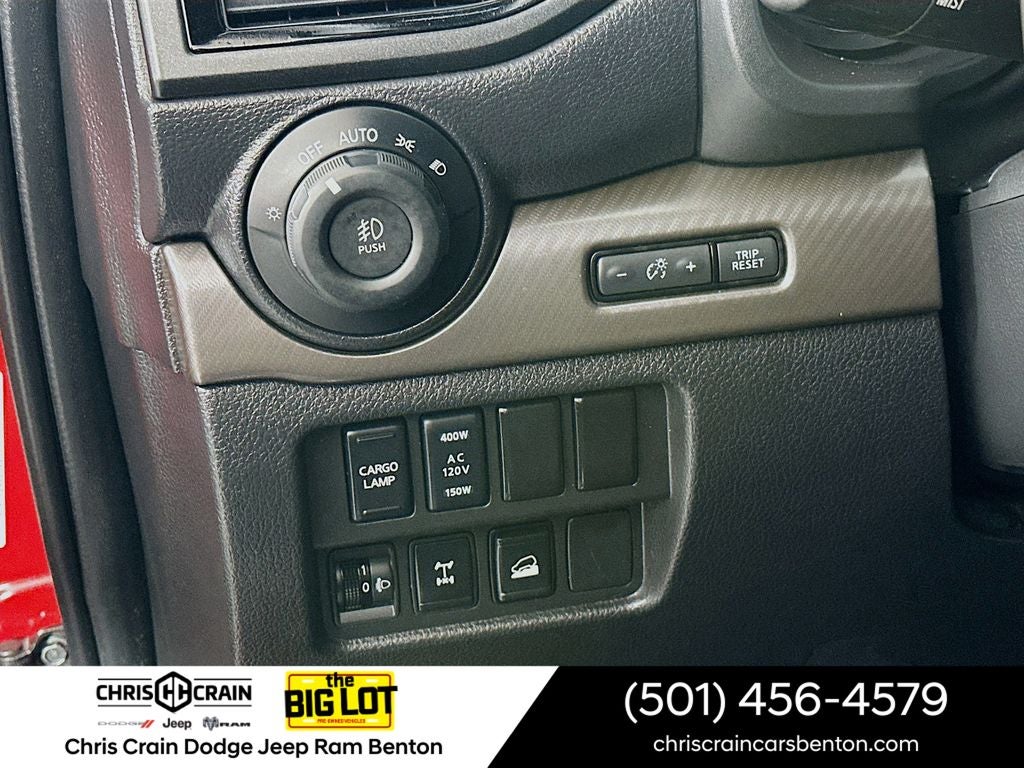 2024 Nissan TITAN Crew Cab PRO-4X 4x4