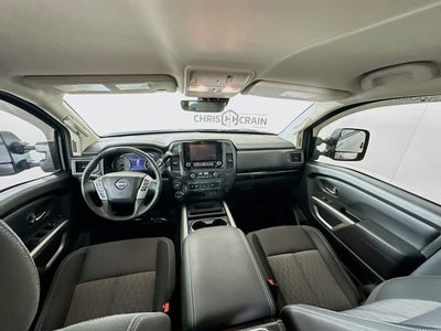 2024 Nissan TITAN Crew Cab SV 4x4