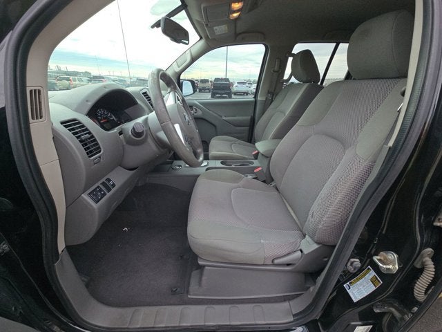 2020 Nissan Frontier SV