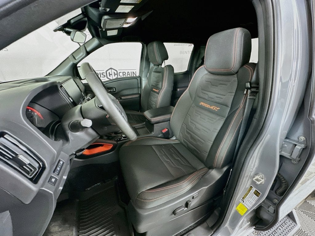 2025 Nissan Frontier Crew Cab PRO-4X 4x4
