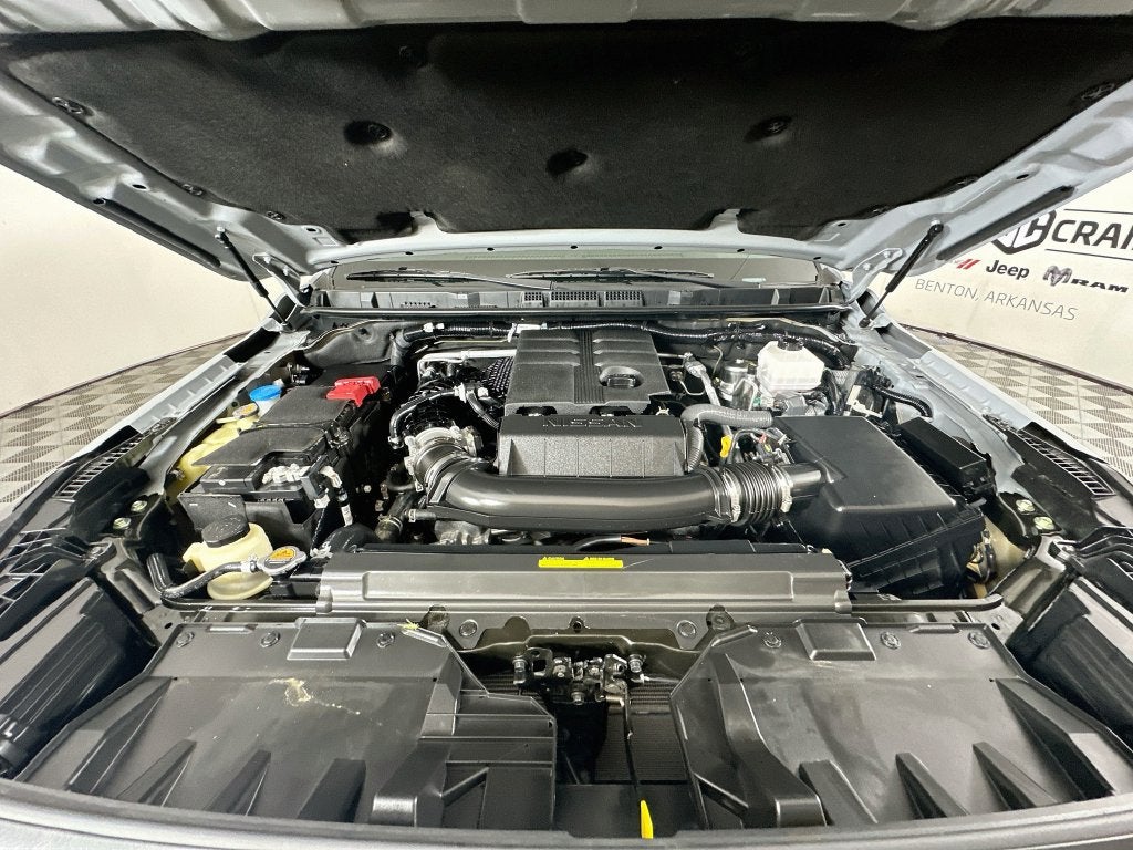 2025 Nissan Frontier Crew Cab PRO-4X 4x4