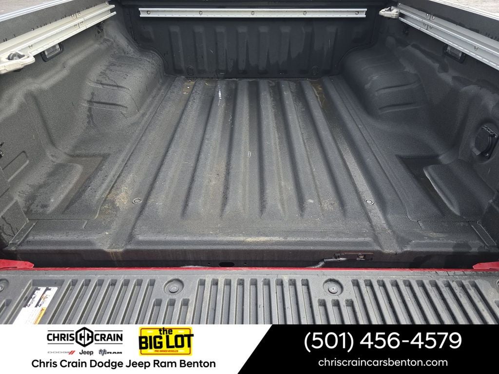 2024 Nissan Frontier SL