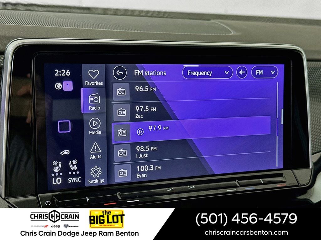 2025 Volkswagen Atlas Cross Sport 2.0T SEL R-Line Black