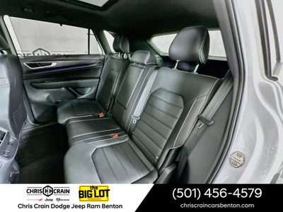 2025 Volkswagen Atlas Cross Sport 2.0T SEL R-Line Black