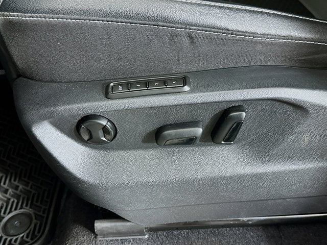 2023 Volkswagen Atlas 3.6L V6 SEL R-Line Black