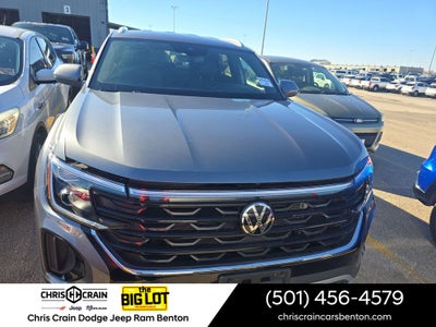 2025 Volkswagen Atlas Cross Sport 2.0T SE w/Technology