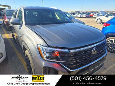 2025 Volkswagen Atlas Cross Sport 2.0T SE w/Technology