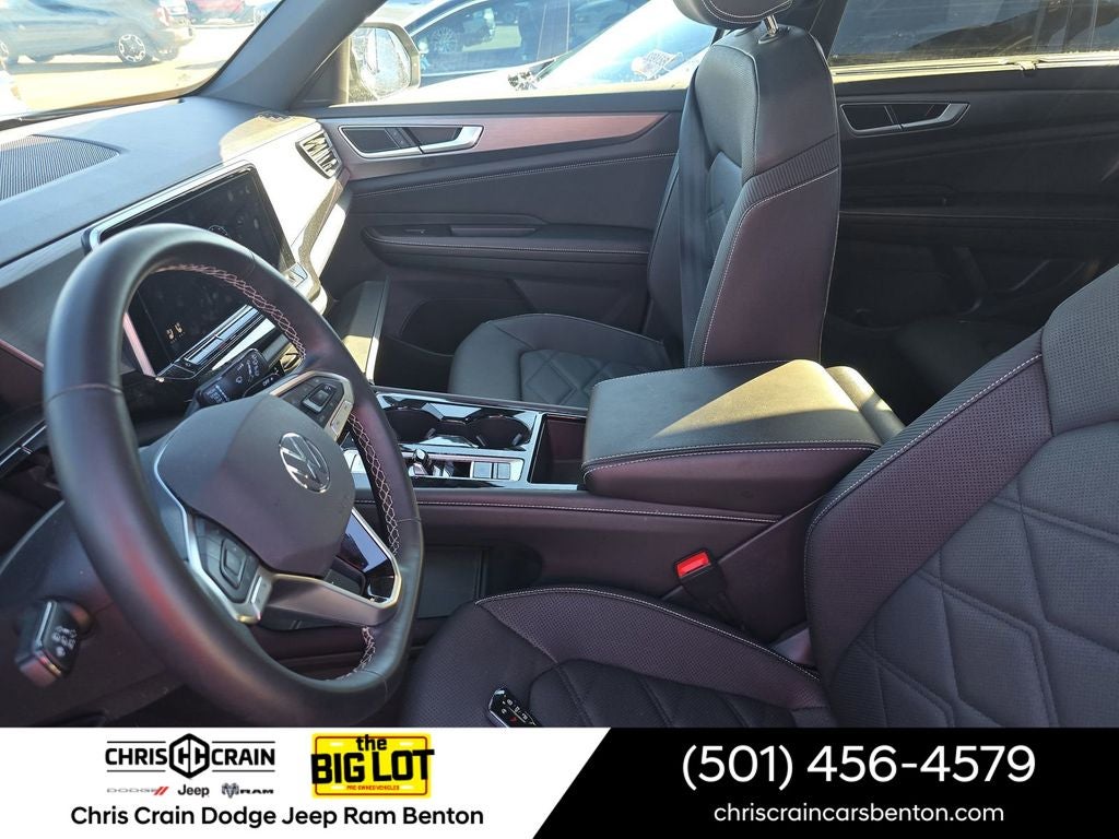 2025 Volkswagen Atlas Cross Sport 2.0T SE w/Technology