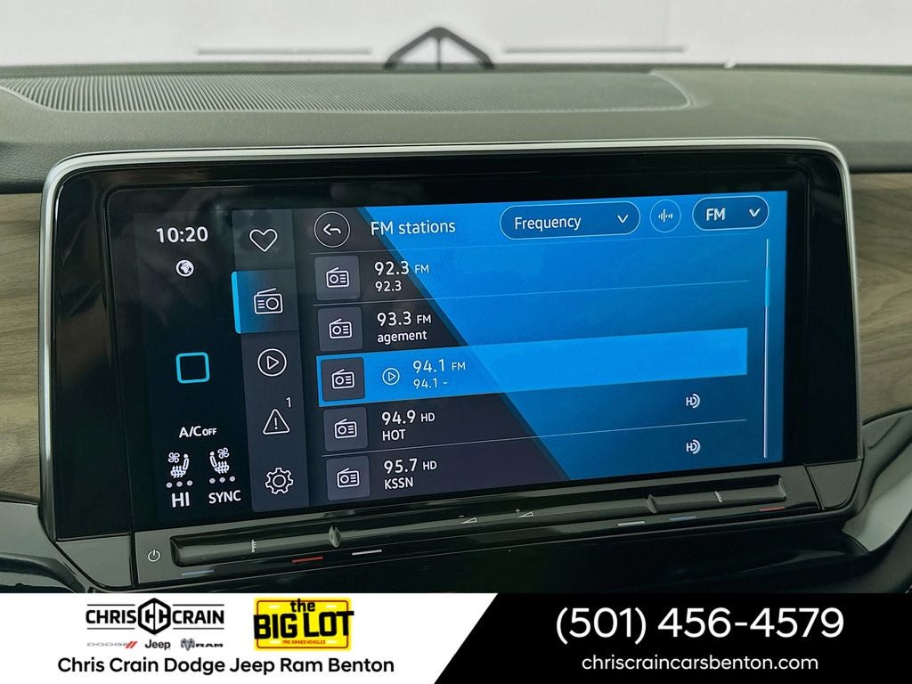 2024 Volkswagen Atlas 2.0T SE w/Technology