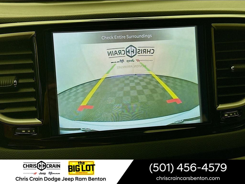 2025 Chrysler Voyager LX