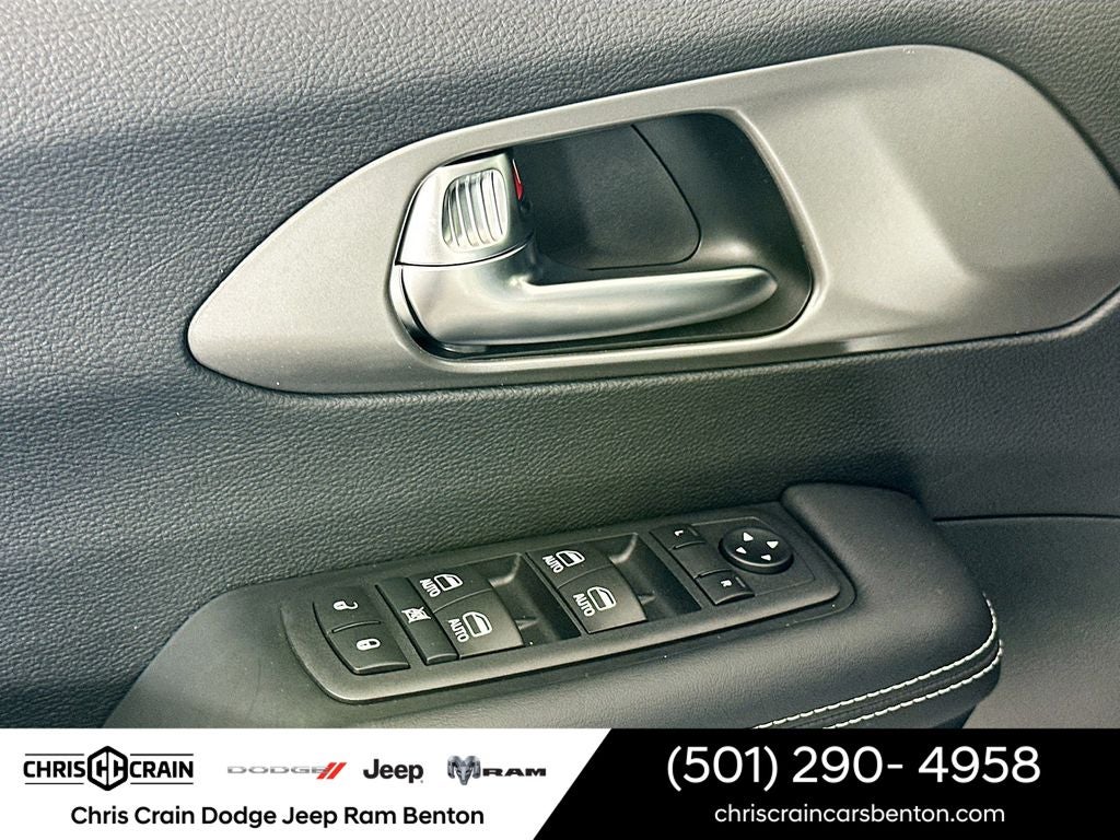 2026 Chrysler Voyager VOYAGER LX