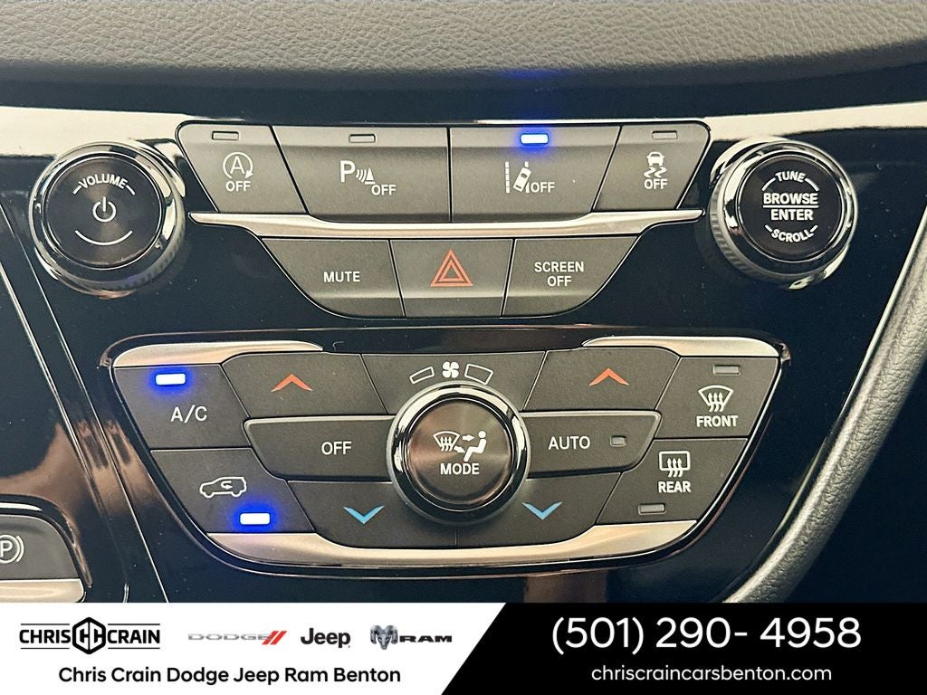 2026 Chrysler Voyager VOYAGER LX