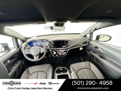 2026 Chrysler Voyager VOYAGER LX