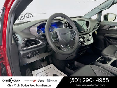 2026 Chrysler Voyager VOYAGER LX