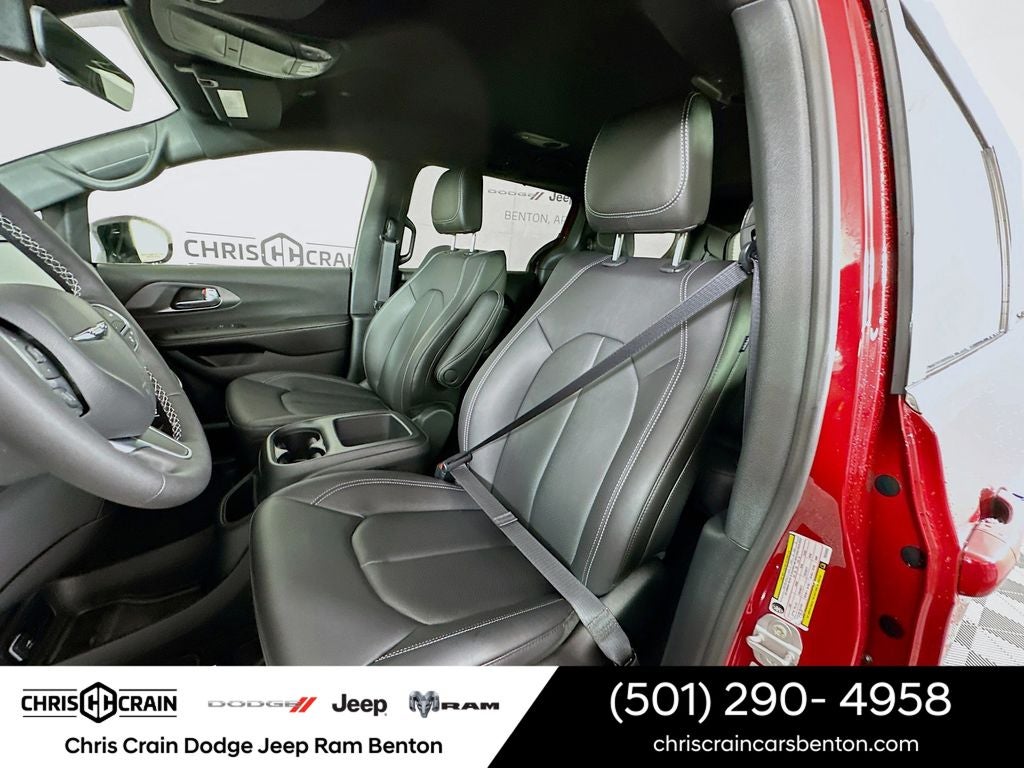 2026 Chrysler Voyager VOYAGER LX